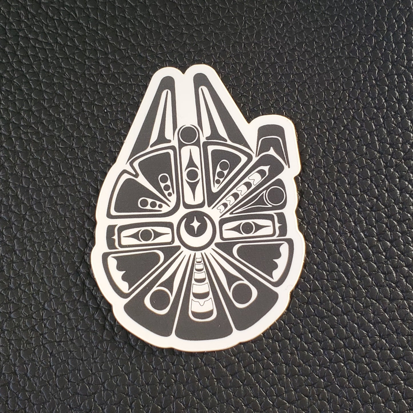 Indig-a-falcon