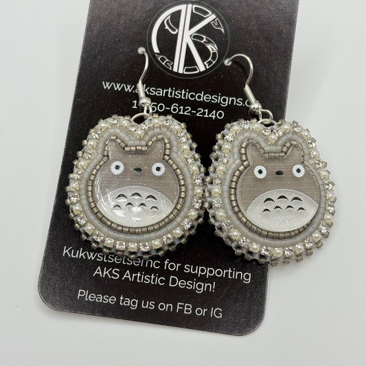 Totoro in Grey n Pearl