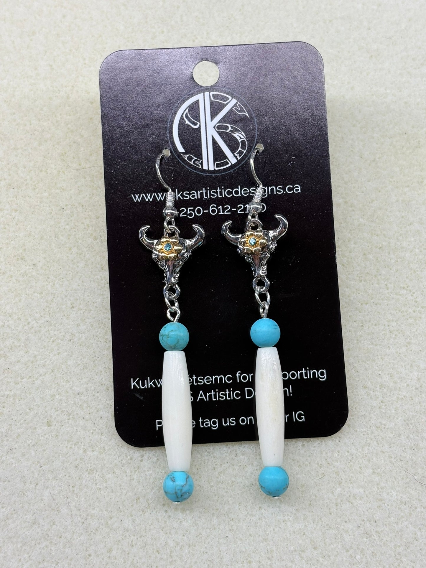 Turquoise bones & Horns
